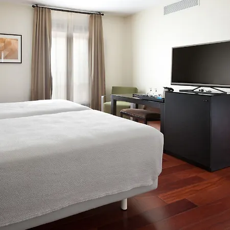 Отель Sercotel Puerta De La Catedral 4*