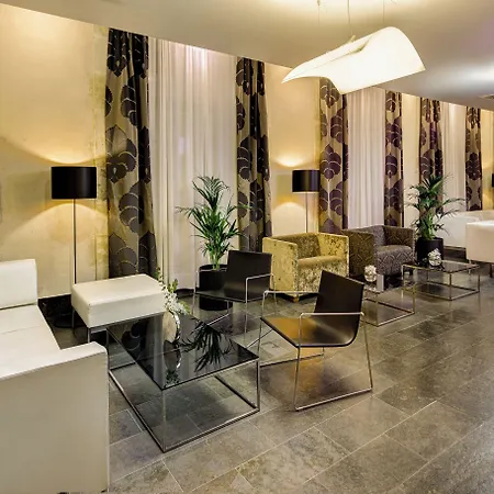 Sercotel Puerta De La Catedral Отель