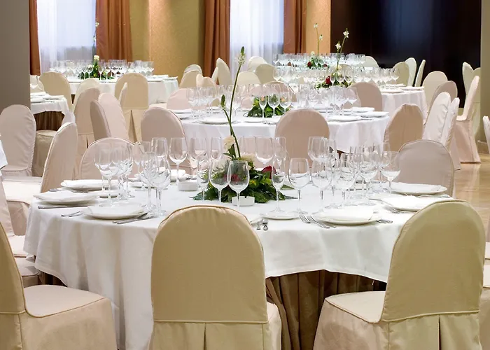 酒店 Sercotel Puerta De La Catedral 4*