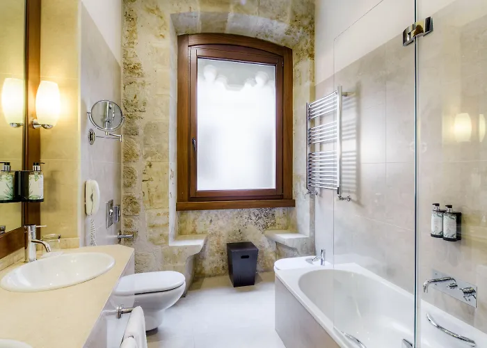 Sercotel Puerta De La Catedral 호텔