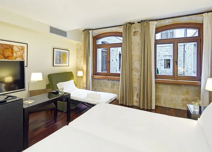 Sercotel Puerta De La Catedral 호텔 4*