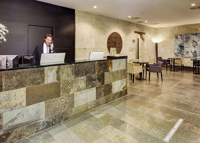 酒店 Sercotel Puerta De La Catedral 4*