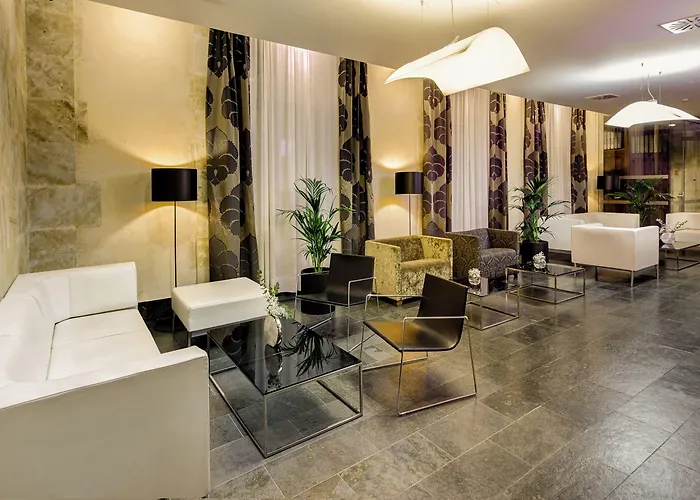 Sercotel Puerta De La Catedral 酒店