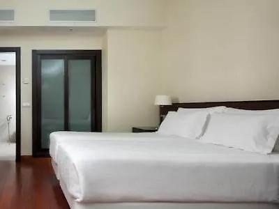 Sercotel Puerta De La Catedral 호텔 4*